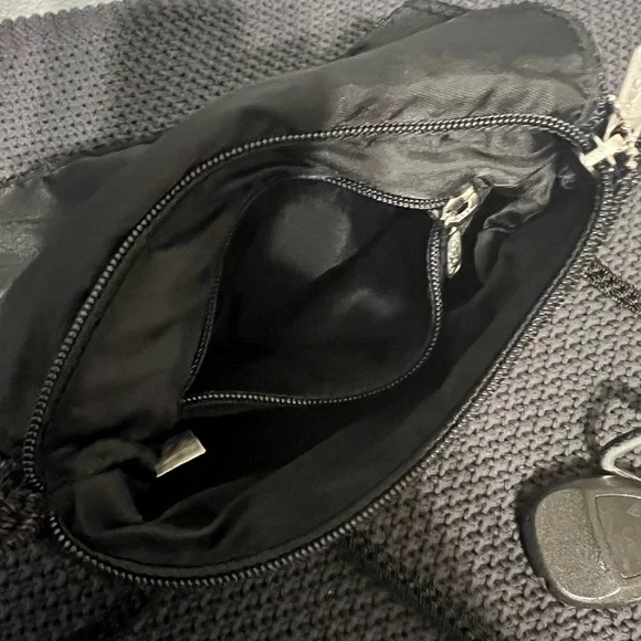 The Sak Black Crochet Woven Crossbody Small Purse Hand Bag 7x6in - Picture 8 of 9